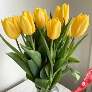Букет из 10 желтых тюльпанов, Россия