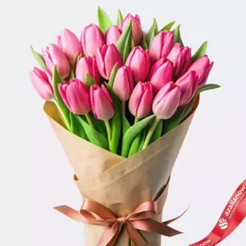 Букет из 17 розовых тюльпанов в крафте