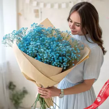 Букет из 19 синих гипсофил в крафте