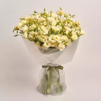 Букет из 25 желтых лизиантусов в пленке