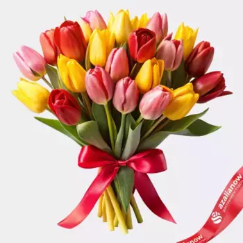 Букет из 33 тюльпанов микс, Россия
