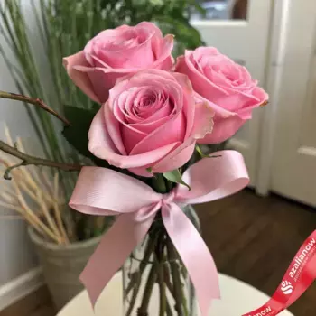 Букет из 3 розовых роз 40 см с лентой Эквадор