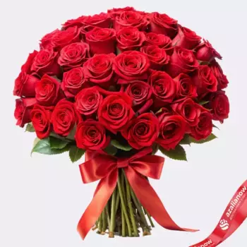 Букет из 75 красных роз с лентой, 60 см, Россия