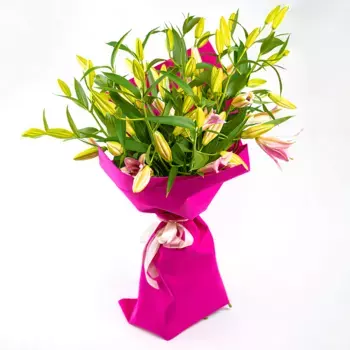 Букет из 9 восточных розовых лилий