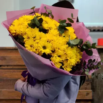 Букет из 9 желтых хризантем «7Б класс»