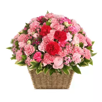 Букет из гвоздик и ранункулюсов «Пальмира»