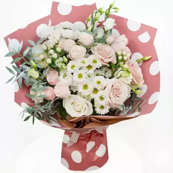 Букет из хризантем, роз, лизиантусов «Озорная улыбка»