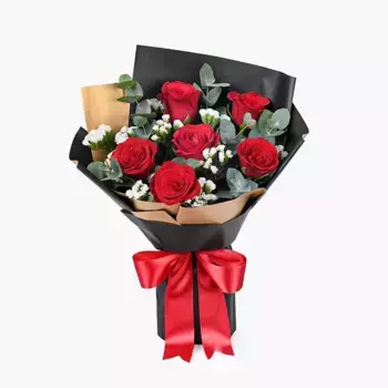Букет из красных роз и статицы «Феона»