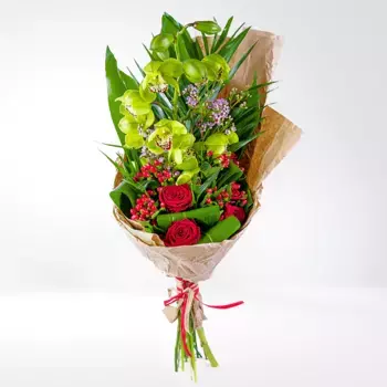 Букет из орхидеи, аспидистр, роз «Орхидея»