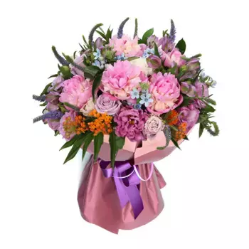 Букет из пионов, роз, вероники «Офелия»