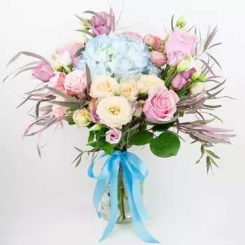 Букет из роз, гортензий и лизиантусов «Лучшее в тебе»