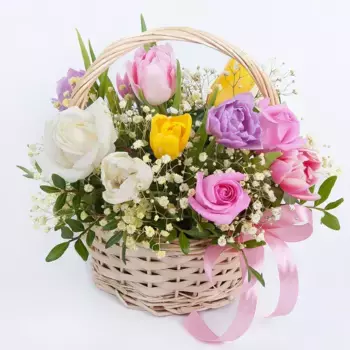 Букет из тюльпанов, роз, гипсофил «Весенняя песня»