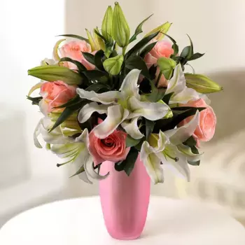 Букет на выпускной из белых лилий и розовых роз