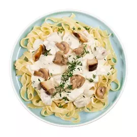 Феттучини с белыми грибами и шампиньонами 300 г Уже Готово Россия