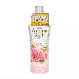 Кондиционер для белья Lion Soflan Aroma Rich Diana с ароматом натуральных масел 550мл Япония