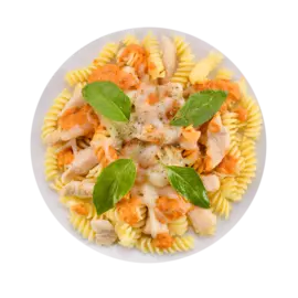 Паста с курицей, томатным соусом и моцареллой, «Уже Готово», 300 г, Россия