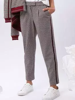 Брюки-чинос