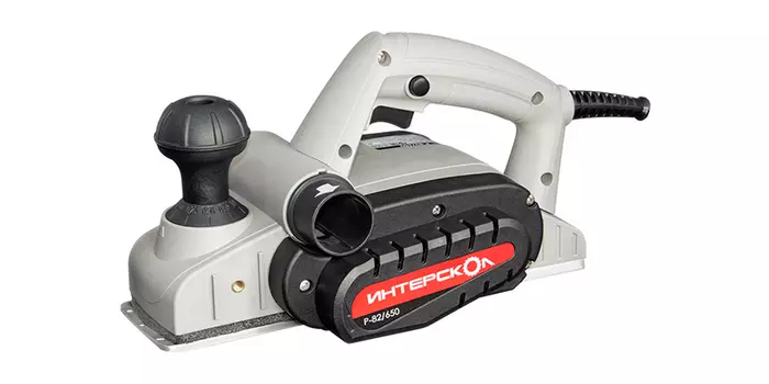 Рубанок Интерскол Р-82/650