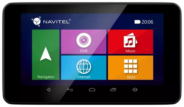 Видеорегистратор c GPS-навигатором Navitel RE900