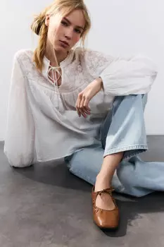 Балетки мягкие с квадратным носом и завязками