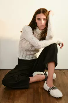 Балетки плюшевые с ремешком