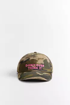 Бейсболка с принтом и вышивкой