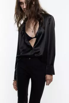 Блузка атласная с длинными рукавами