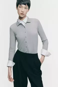 Блузка облегающая с длинными рукавами