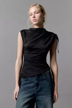 Блузка облегающая с драпировками и завязками