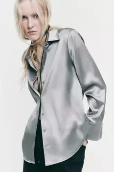 Блузка-рубашка атласная с длинными рукавами