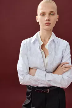 Блузка-рубашка свободная с карманом