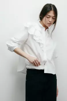 Блузка с асимметричными воланами