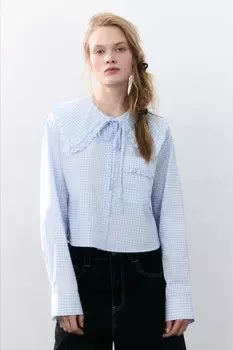 Блузка с воротником на завязках