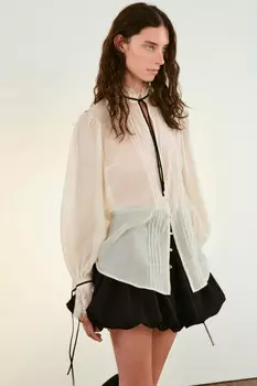 Блузка шифоновая с кружевом