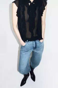 Блузка шифоновая с воланами и бантом