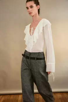 Блузка шифоновая с воланами и завязками