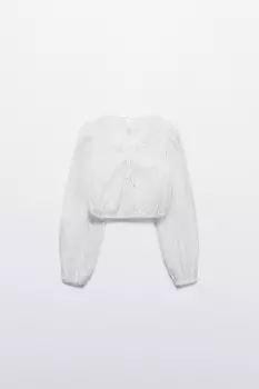 Блузка укороченная с объемными рукавами