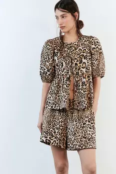 Блузка с завязками и леопардовым принтом