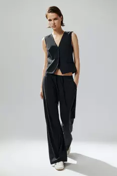 Брюки костюмные с поясом на завязках