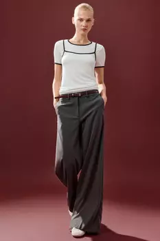 Брюки костюмные с разрезами