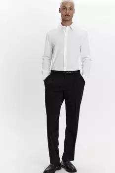 Брюки костюмные со складками на поясе