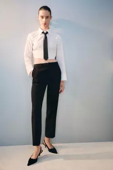 Брюки костюмные зауженные