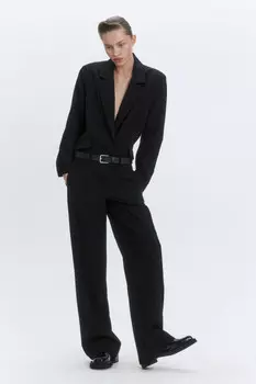 Брюки прямые костюмные со стрелками