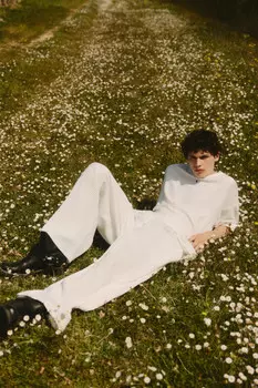 Брюки широкие из ткани в рубчик