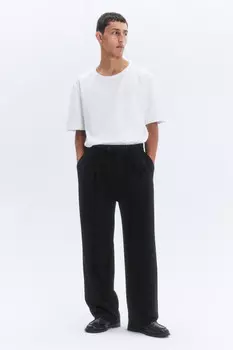 Брюки широкие костюмные со складками на поясе