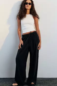 Брюки широкие с кружевными лампасами