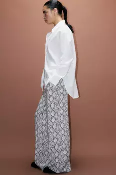 Брюки широкие со змеиным принтом