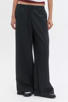 Брюки широкие в полоску с поясом на завязках