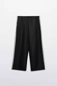 Брюки спортивные с лампасами