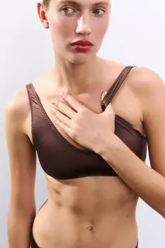 Бюстгальтер-бралетт атласный